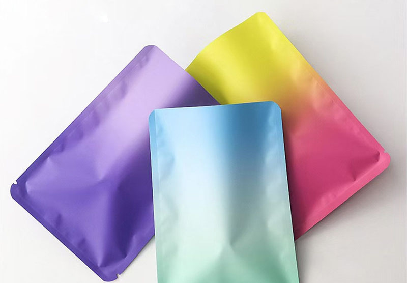 Pochette scellée sur trois côtés 21